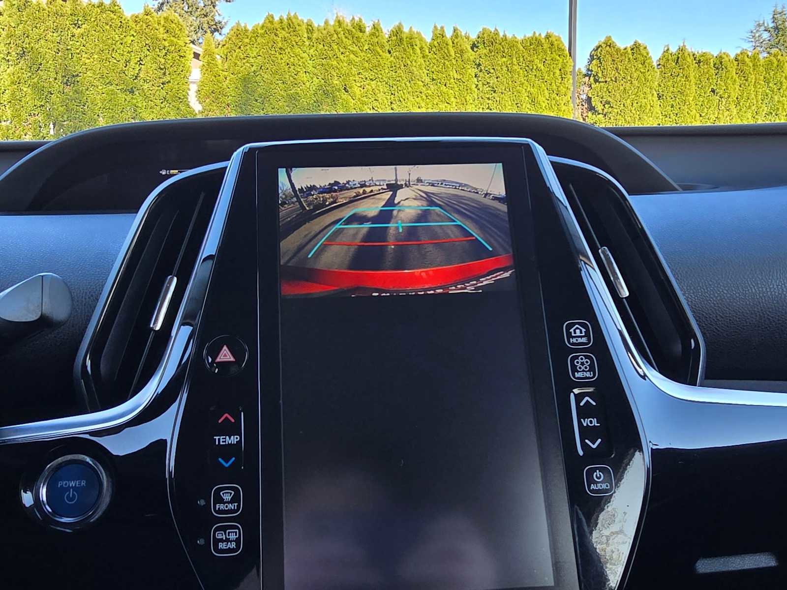 Used 2020 Toyota Prius Prime XLE image 30