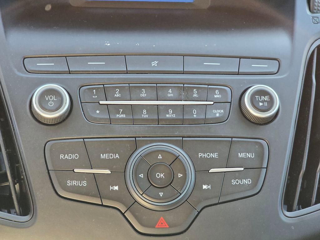 Used 2018 Ford Focus SE image 21