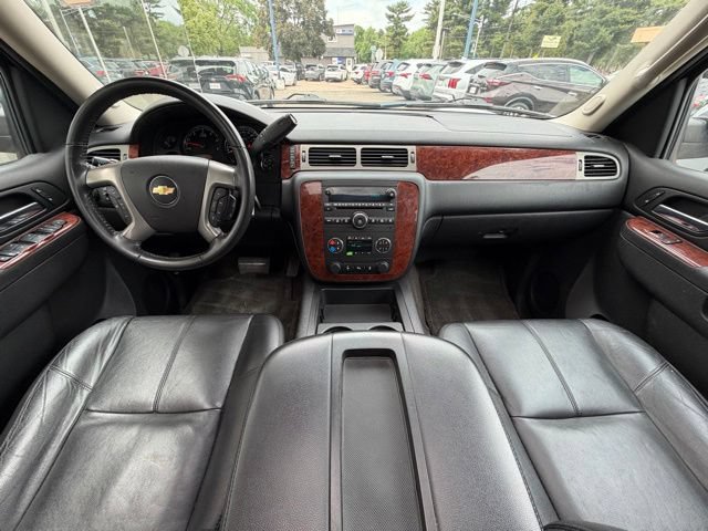 Used 2012 Chevrolet Suburban LT w/ All-Star Edition AWD/4WD image 13