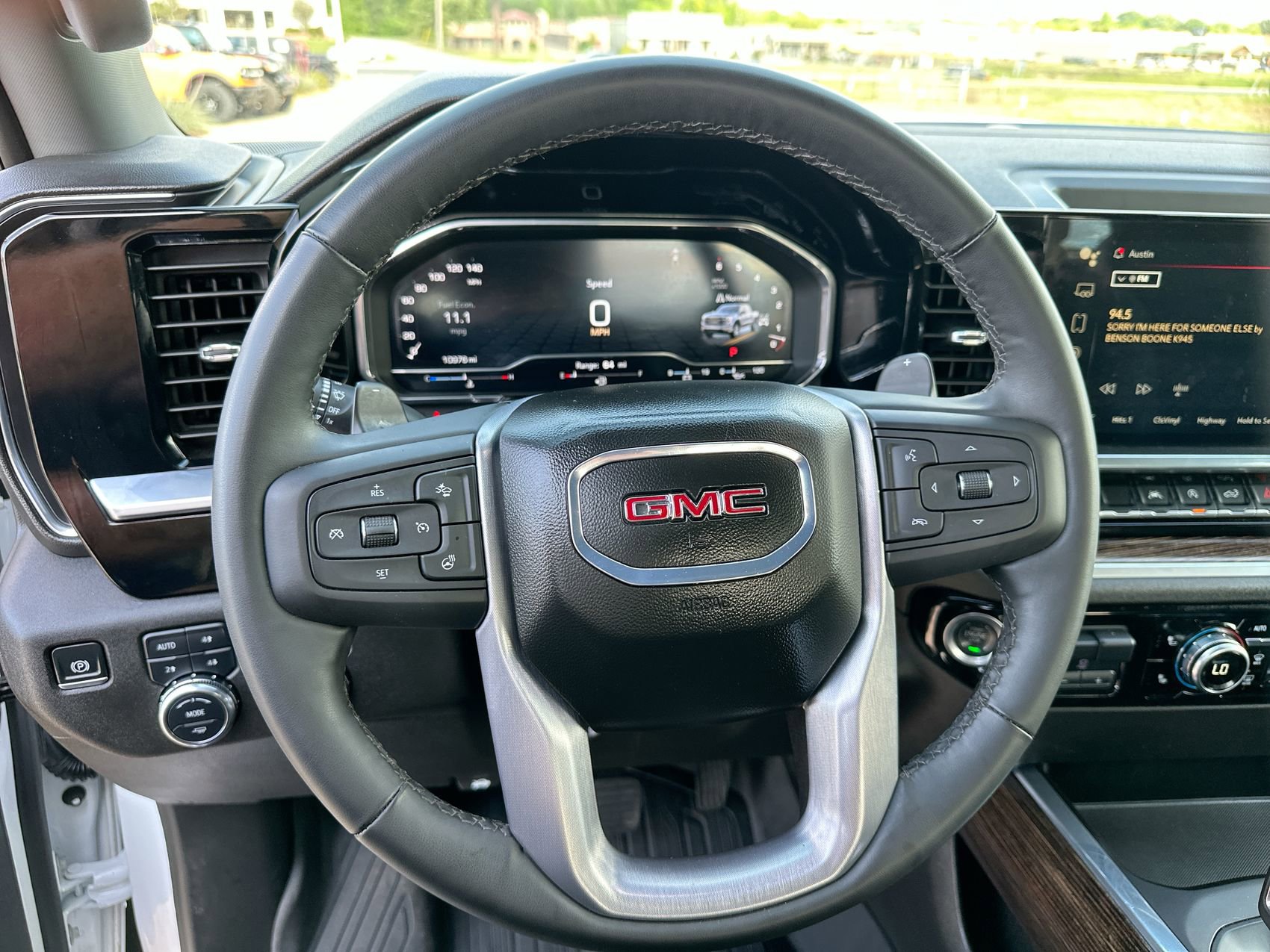 Used 2024 GMC Sierra 1500 Elevation w/ X31 Off-Road Package AWD/4WD image 14