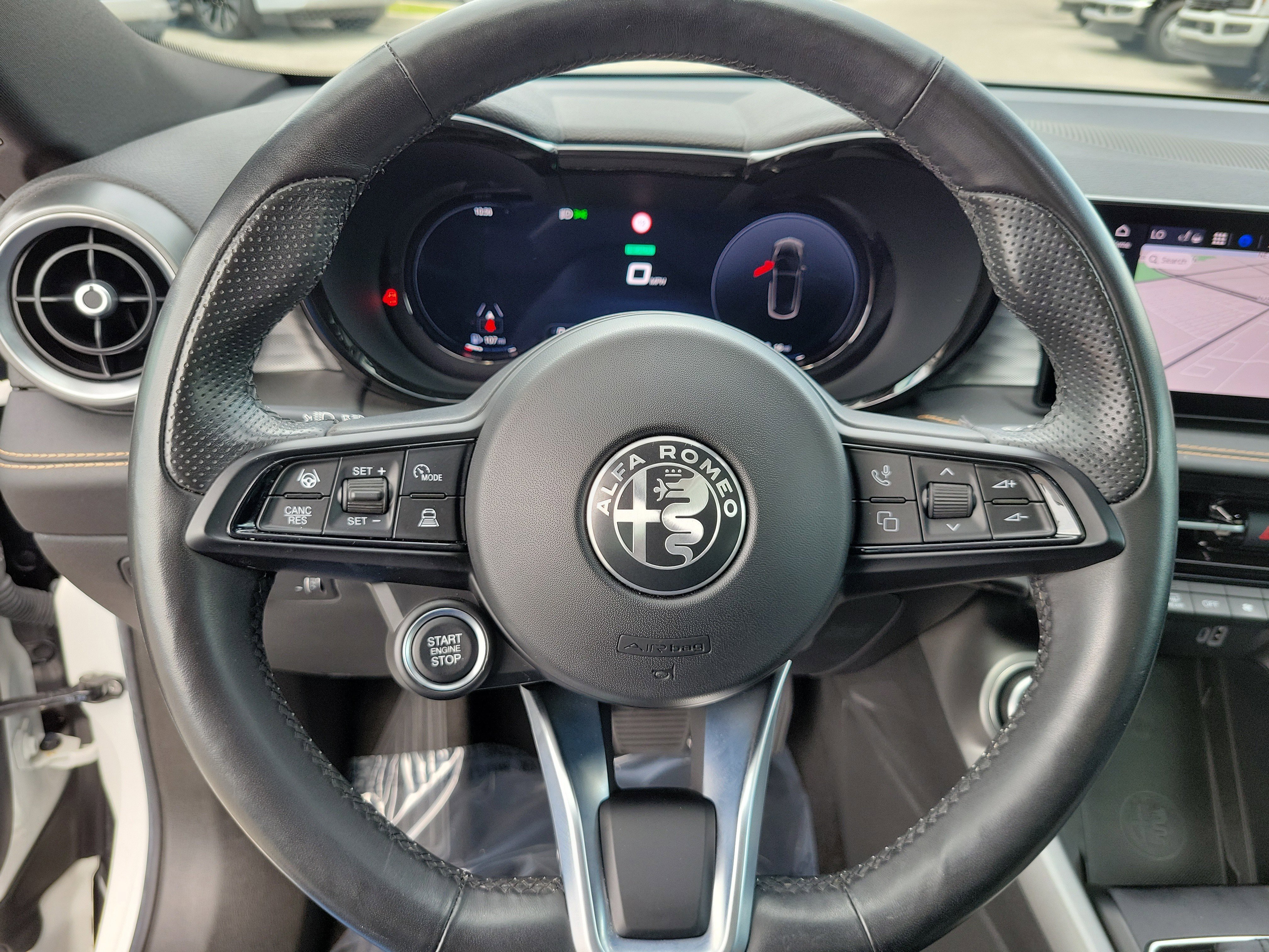 Used 2024 Alfa Romeo Tonale Ti w/ Active Assist Package AWD/4WD image 27