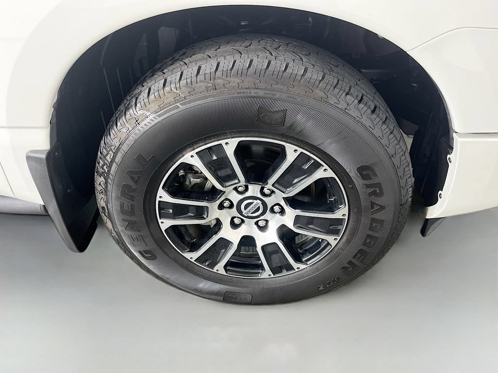 Used 2021 Nissan Titan SV w/ SV Convenience Package AWD/4WD image 38