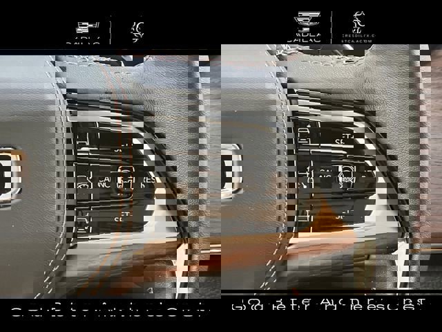 Used 2025 Jeep Grand Cherokee L Summit w/ Obsidian Package image 13