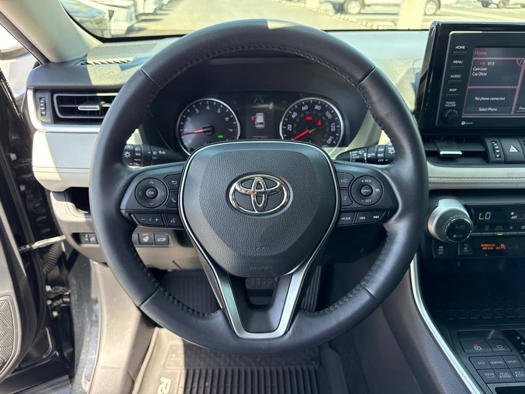Certified 2020 Toyota RAV4 XLE Premium AWD/4WD image 24