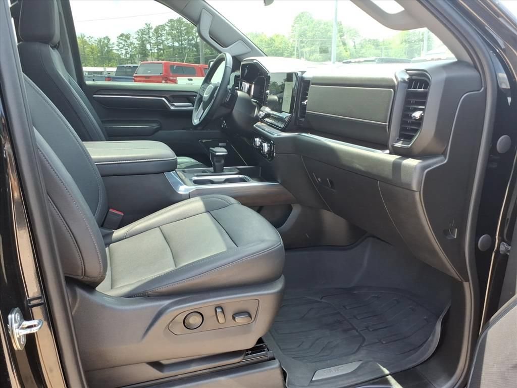 Used 2024 GMC Sierra 1500 SLT w/ SLT Premium Package AWD/4WD image 11
