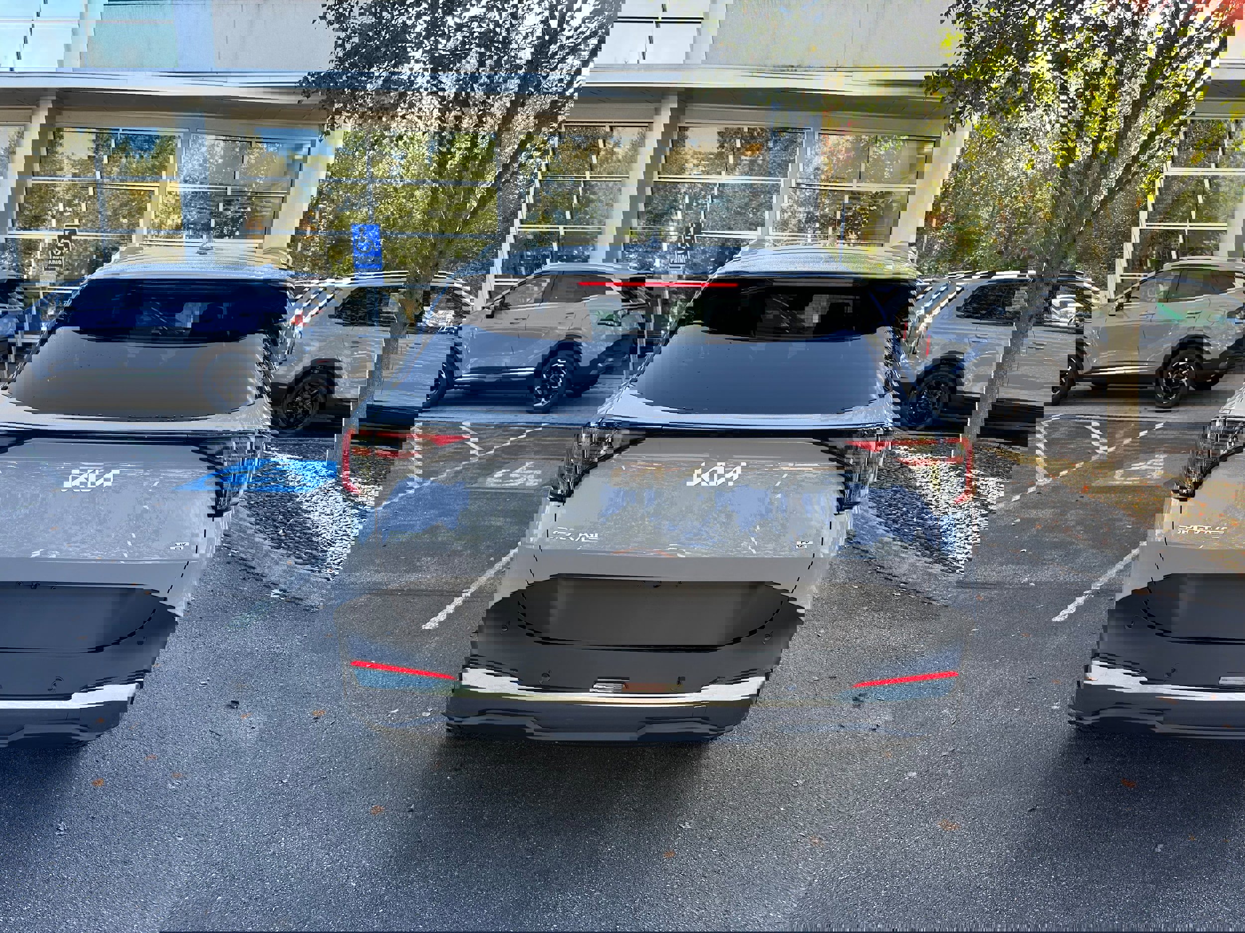 New 2026 Kia Sportage EX image 6