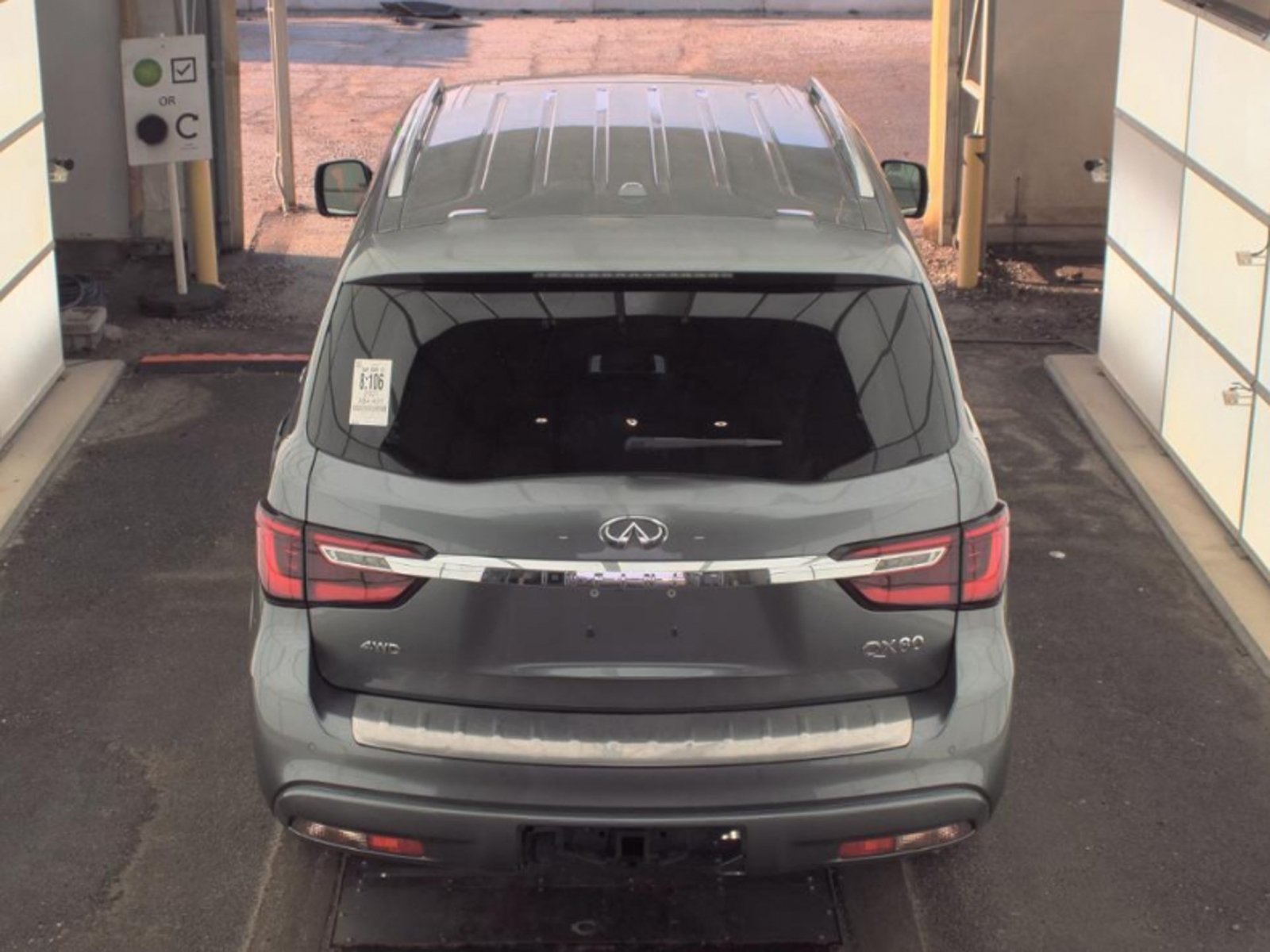 Used 2021 INFINITI QX80 Luxe AWD/4WD image 6
