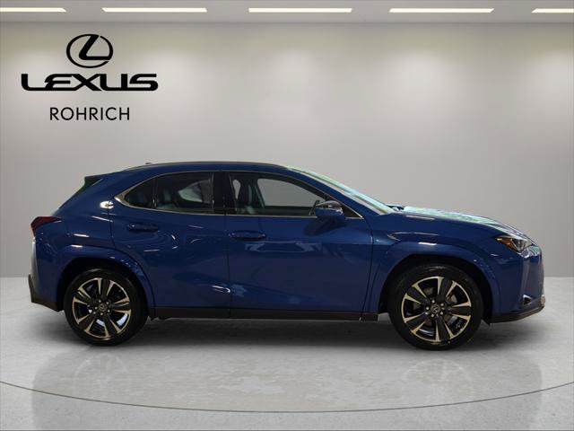 Certified 2023 Lexus UX 250h AWD w/ Accessory Package (Z1) image 5