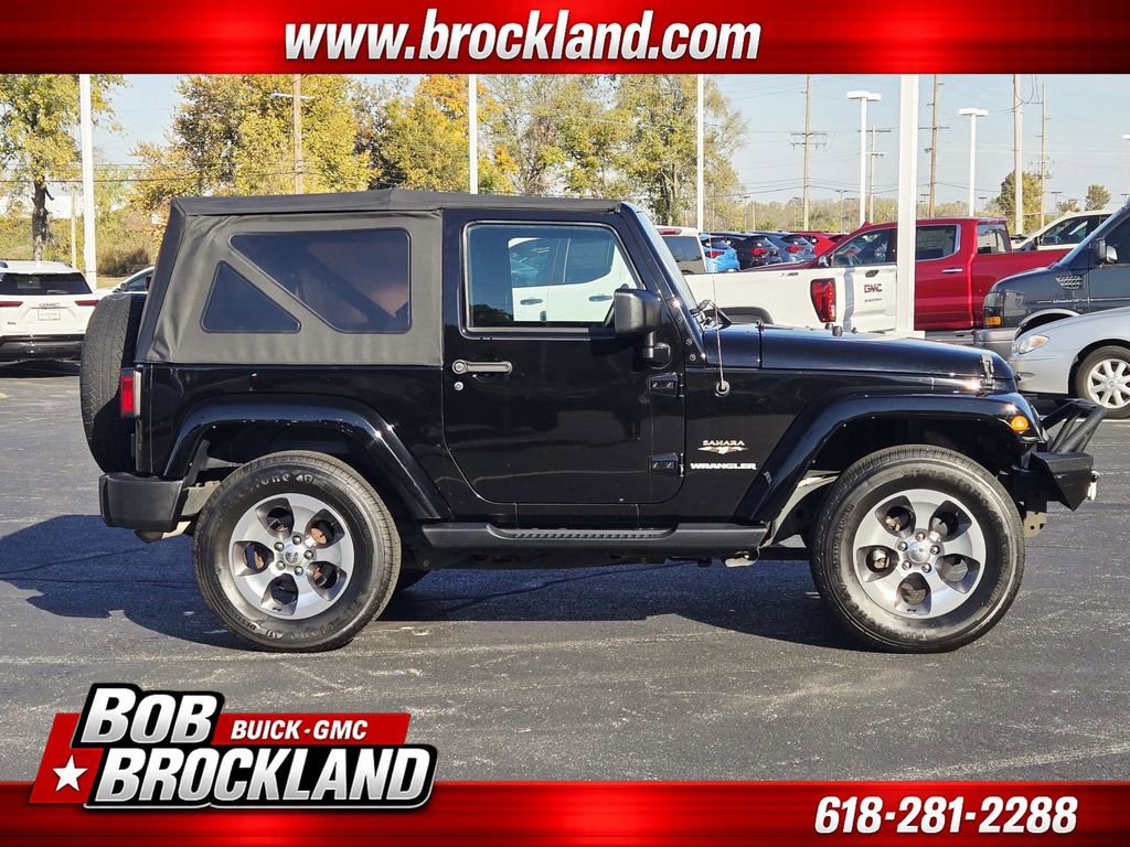 Used 2017 Jeep Wrangler Sahara w/ Connectivity Group image 3