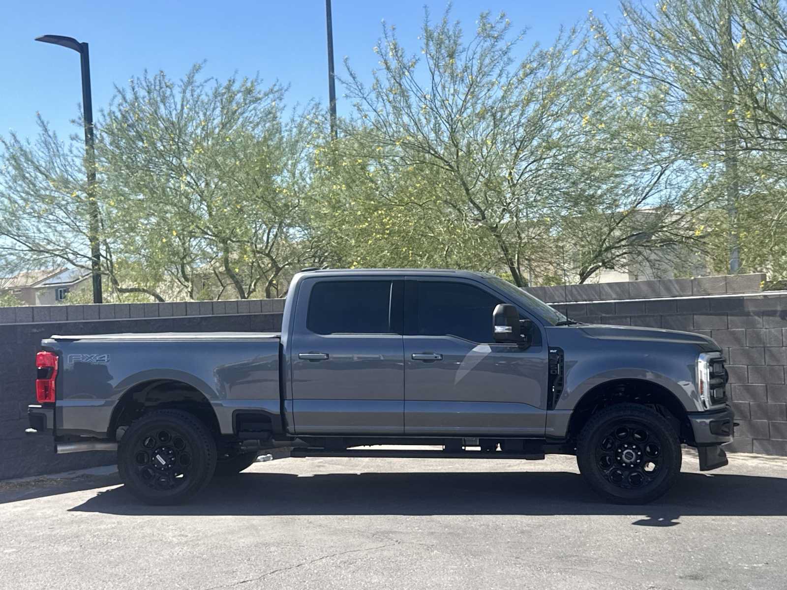 Used 2025 Ford F350 XLT w/ Black Appearance Package AWD/4WD image 9