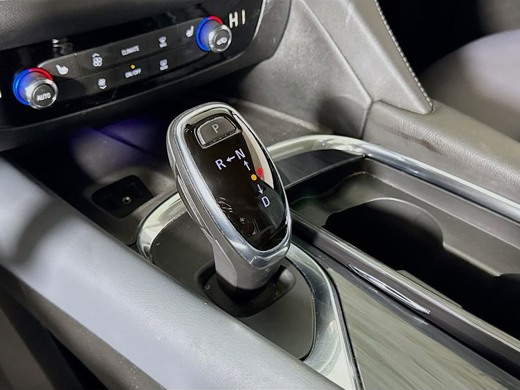 Used 2019 Buick Enclave Essence w/ Trailering Package, 5000 lbs. FWD image 15