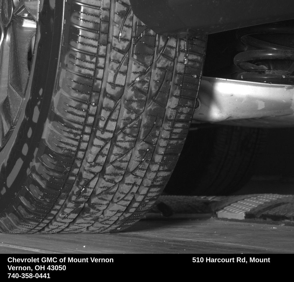 Used 2026 Chevrolet Equinox LT FWD image 34