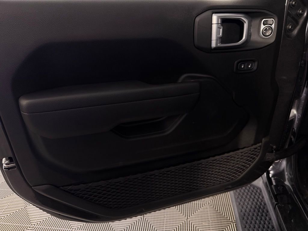 Used 2024 Jeep Wrangler Unlimited Sport AWD/4WD image 25