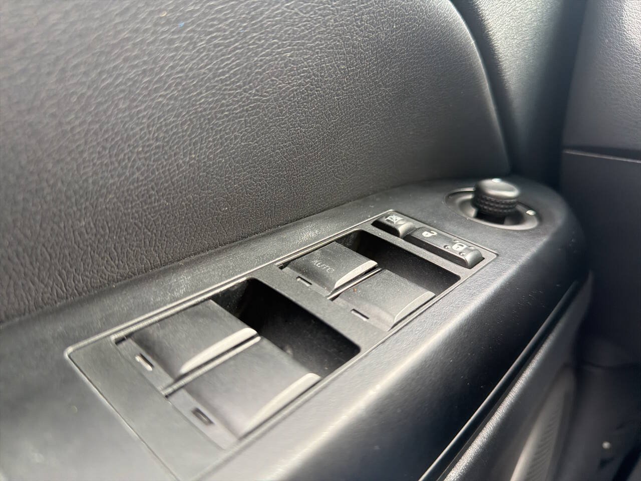 Used 2010 Jeep Patriot Sport w/ PWR Equipment Group FWD image 11