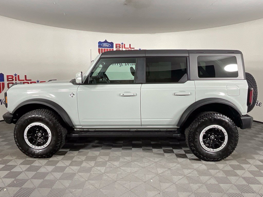 Used 2023 Ford Bronco Outer Banks w/ Sasquatch Package AWD/4WD image 6