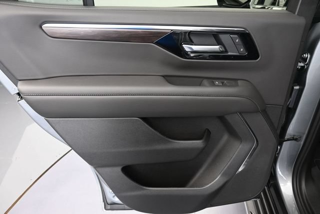 New 2026 Chevrolet Tahoe LS w/ LS Custom Edition AWD/4WD image 26