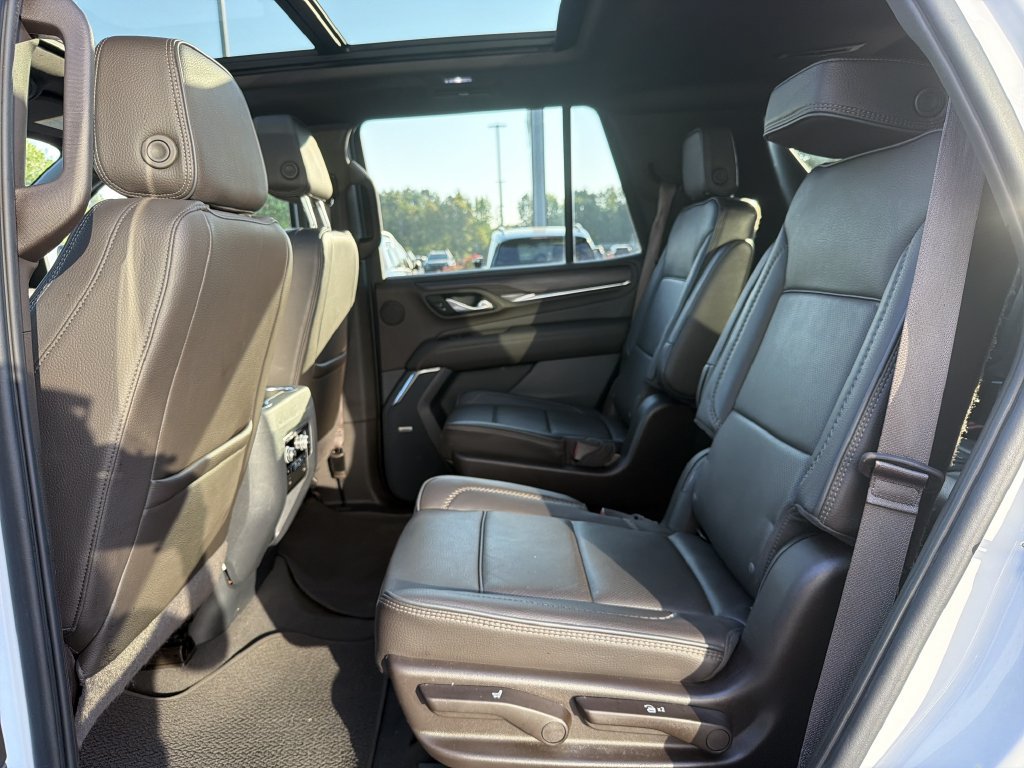 Used 2023 GMC Yukon Denali RWD image 13