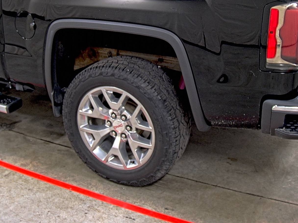 Used 2018 GMC Sierra 1500 SLT w/ SLT Premium Package image 10