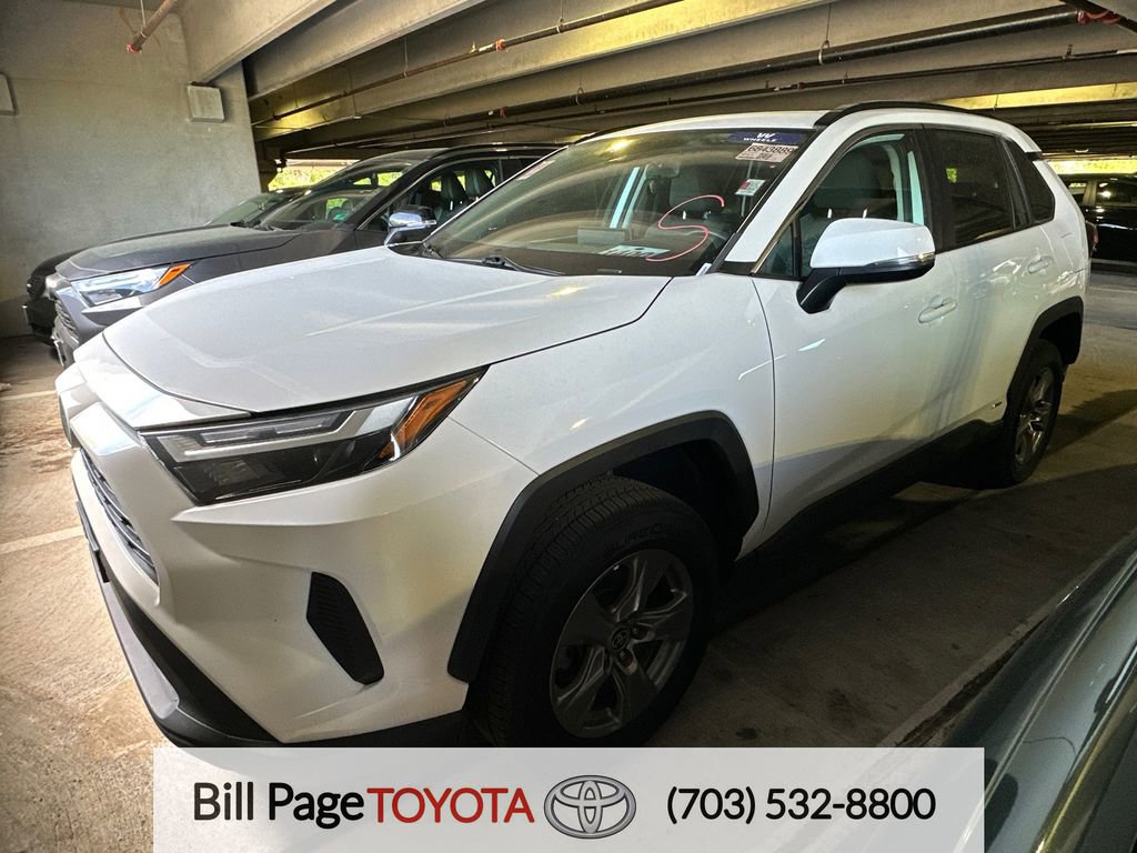 Used 2022 Toyota RAV4 XLE w/ Convenience Package