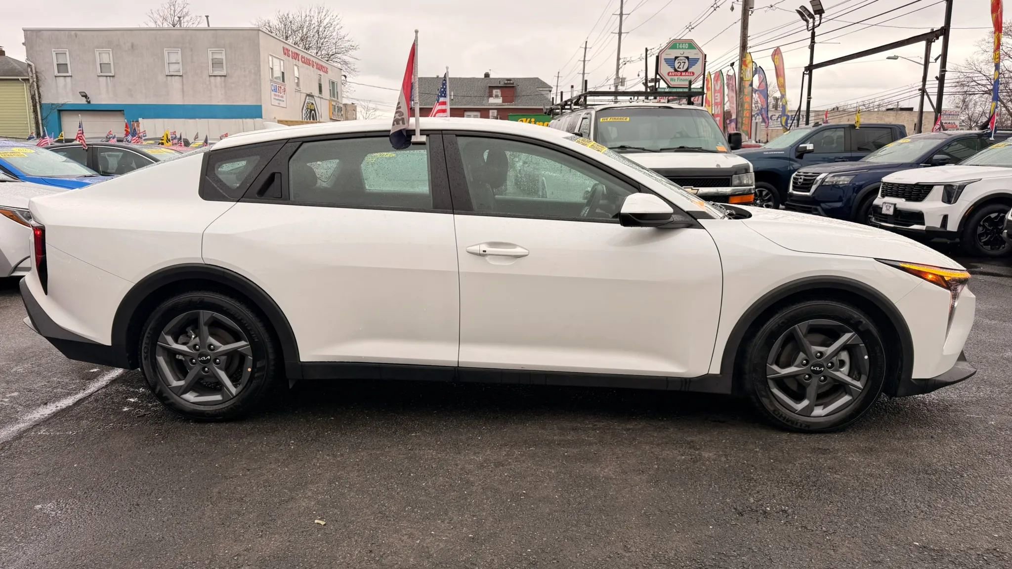 Used 2025 Kia K4 image 11