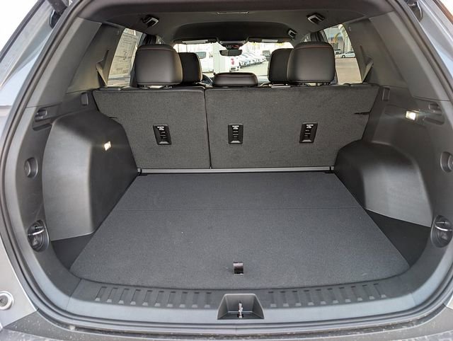 New 2026 Chevrolet Equinox RS w/ Safety and Technology Package FWD image 8