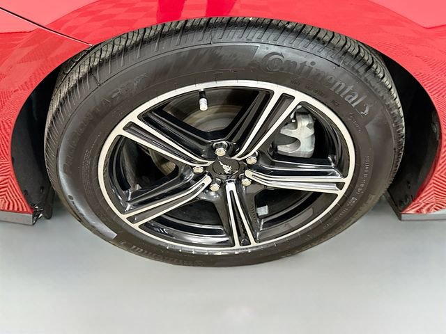 Used 2024 Ford Mustang Premium image 30