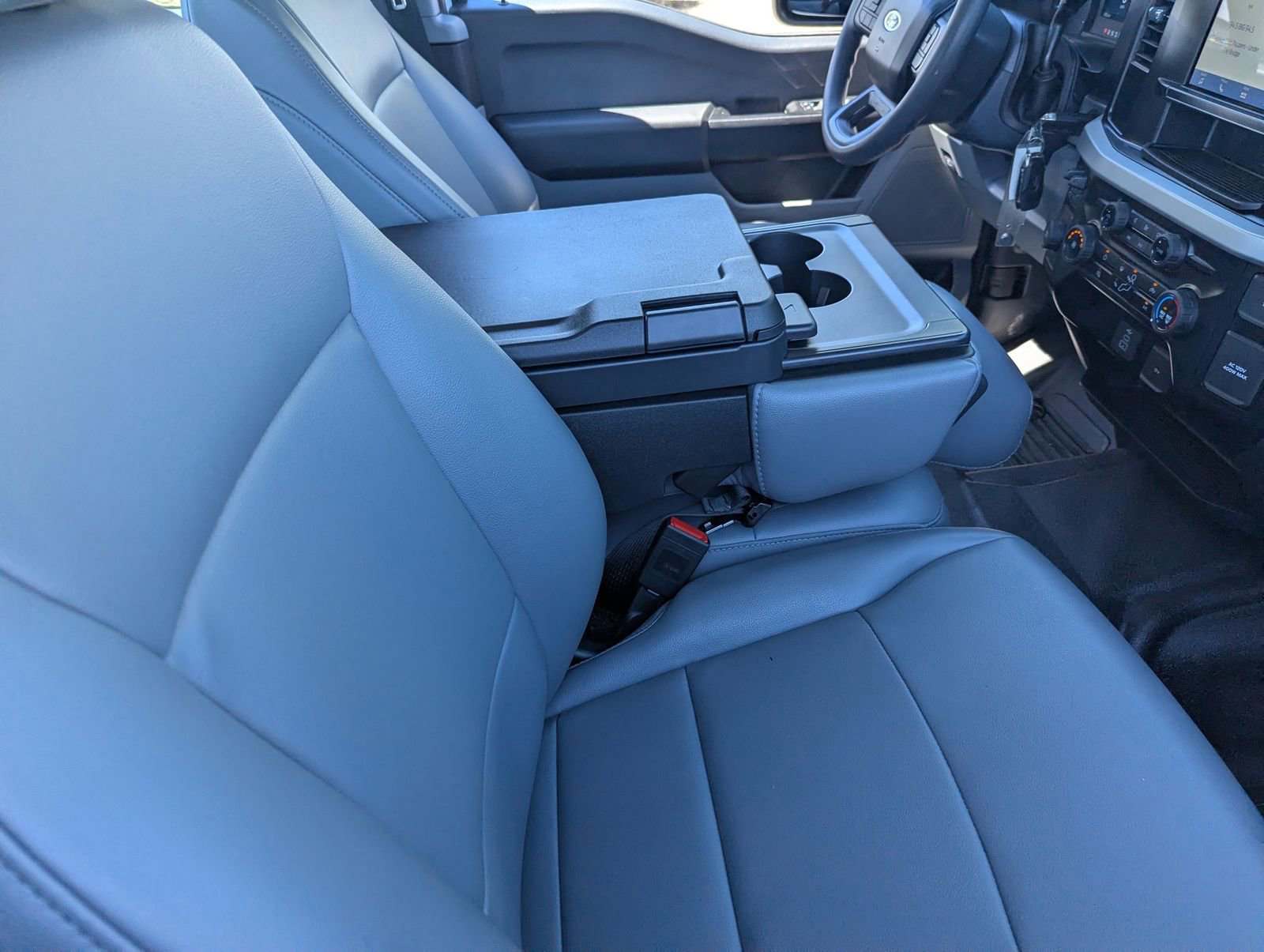 Certified 2024 Ford F250 XL w/ XL Chrome Package image 11