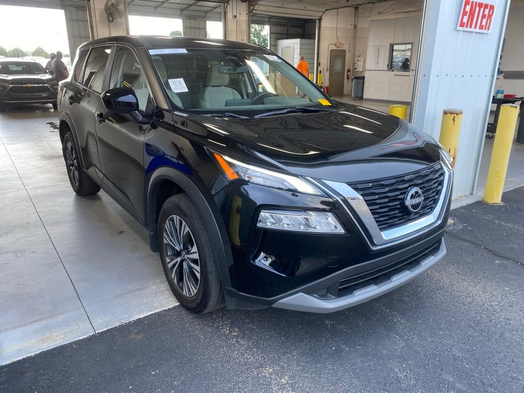 Used 2023 Nissan Rogue SV