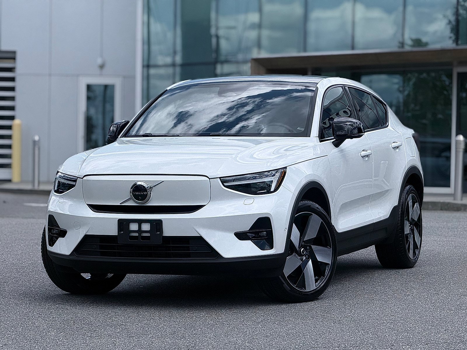 Certified 2023 Volvo C40 P8 Recharge Ultimate