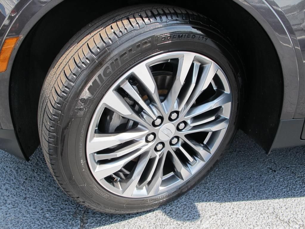 Used 2019 Cadillac XT5 Premium Luxury FWD image 25