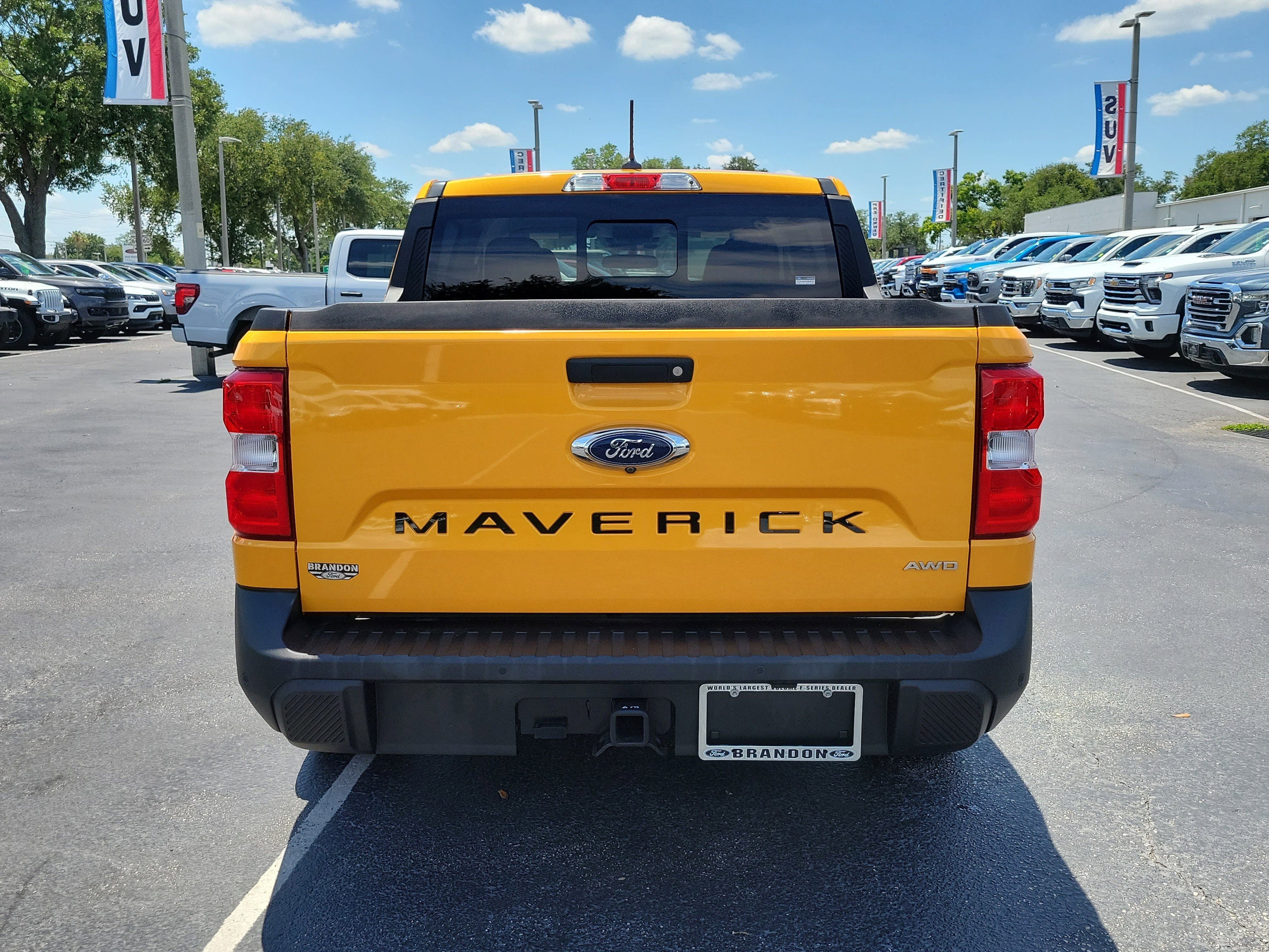 Certified 2022 Ford Maverick Lariat w/ Lariat Luxury Package AWD/4WD image 8