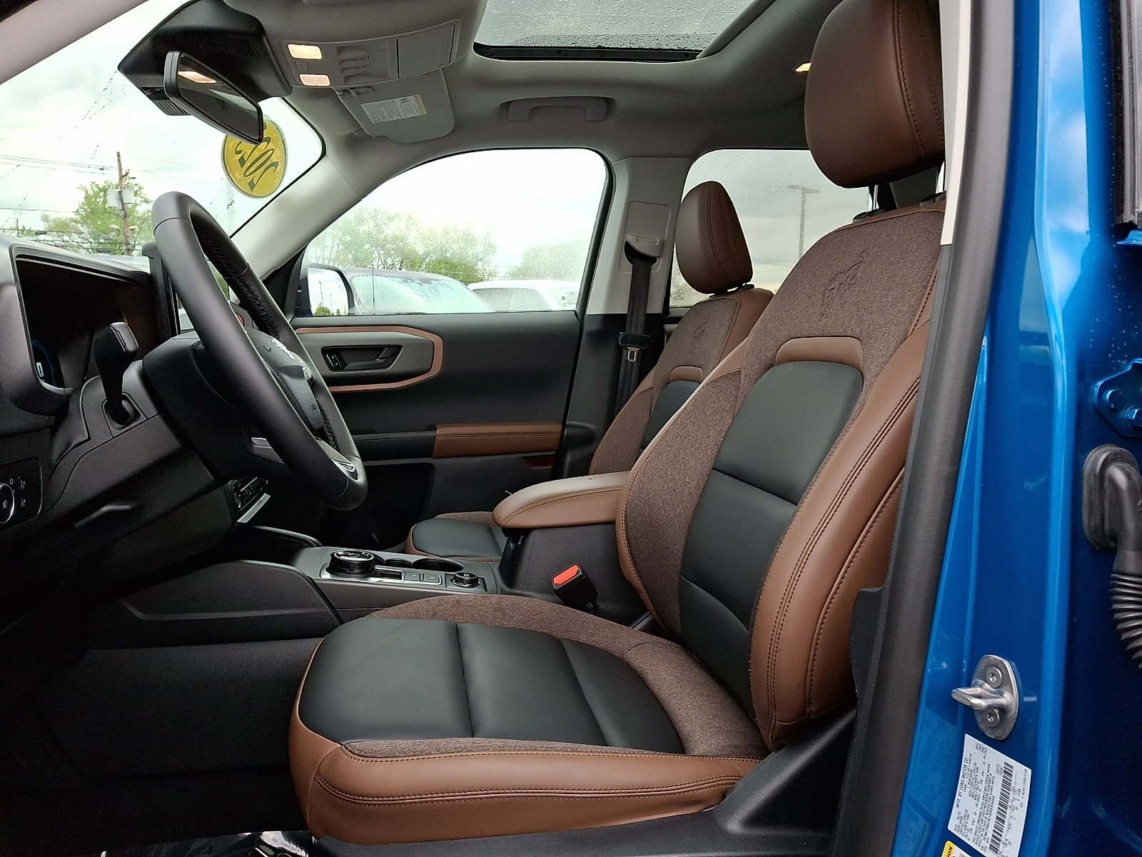 Used 2025 Ford Bronco Sport Outer Banks w/ Outer Banks Tech Package+ AWD/4WD image 14