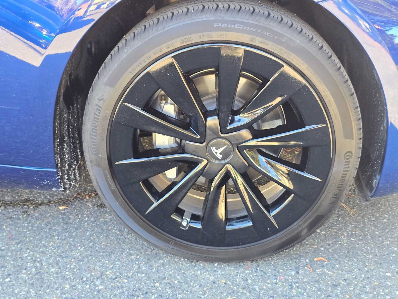 Used 2023 Tesla Model 3 Standard Range RWD image 9