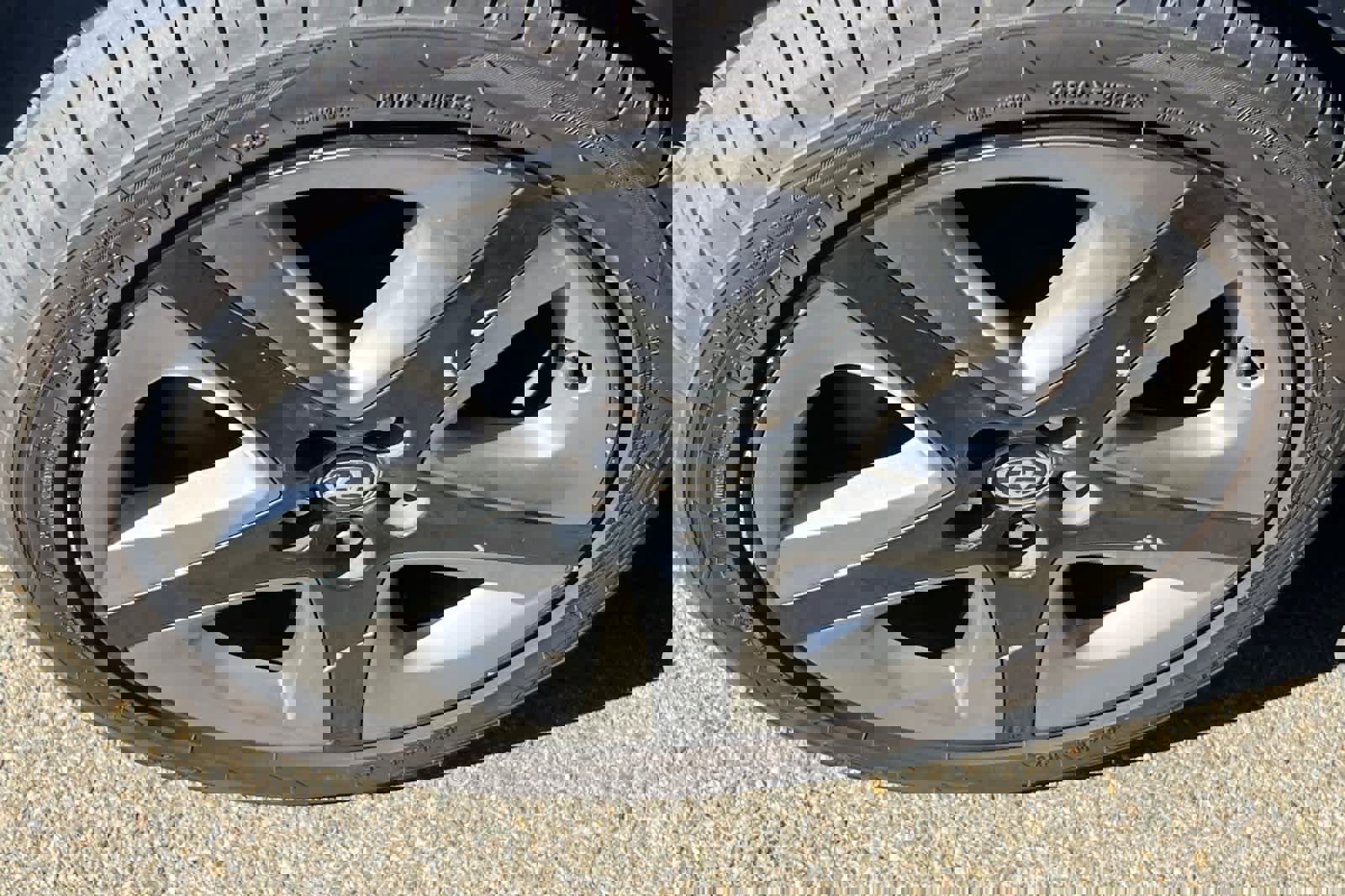 Used 2020 Toyota Prius Limited image 10