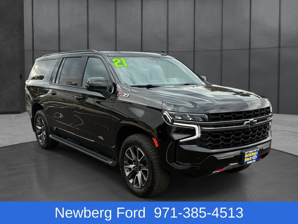 Used 2021 Chevrolet Suburban Z71 w/ Luxury Package AWD/4WD image 3