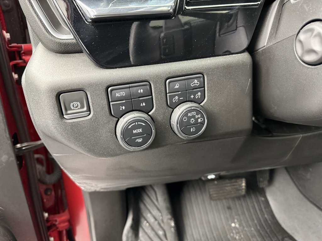 Used 2023 Chevrolet Silverado 1500 LTZ image 24