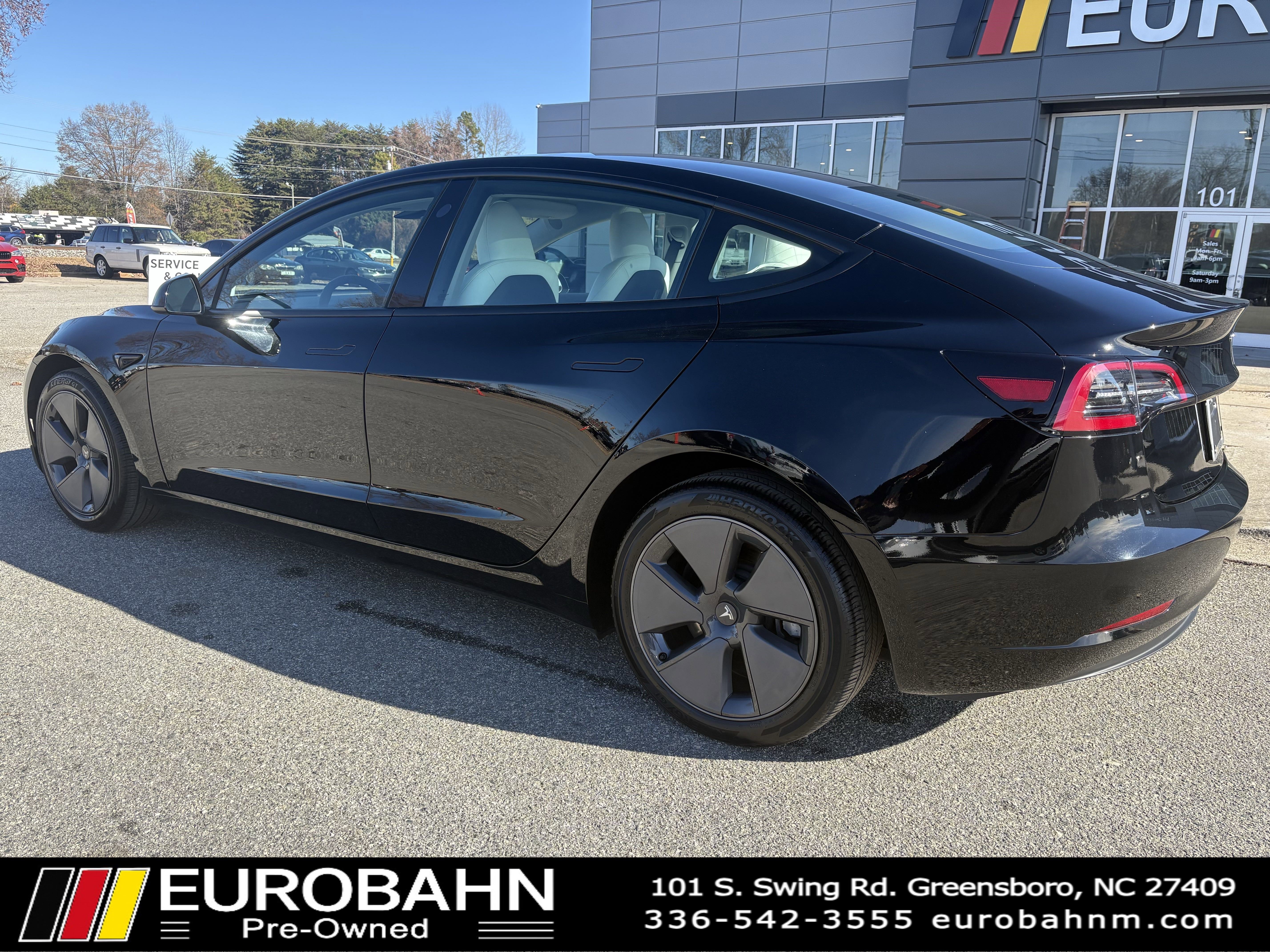 Used 2023 Tesla Model 3 Standard Range image 27