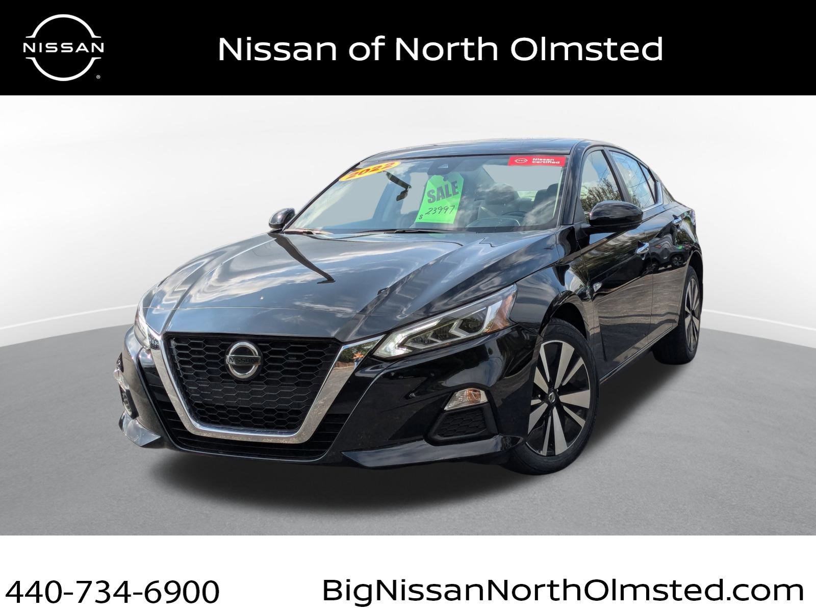 Certified 2022 Nissan Altima 2.5 SV w/ SV Premium Package image 1