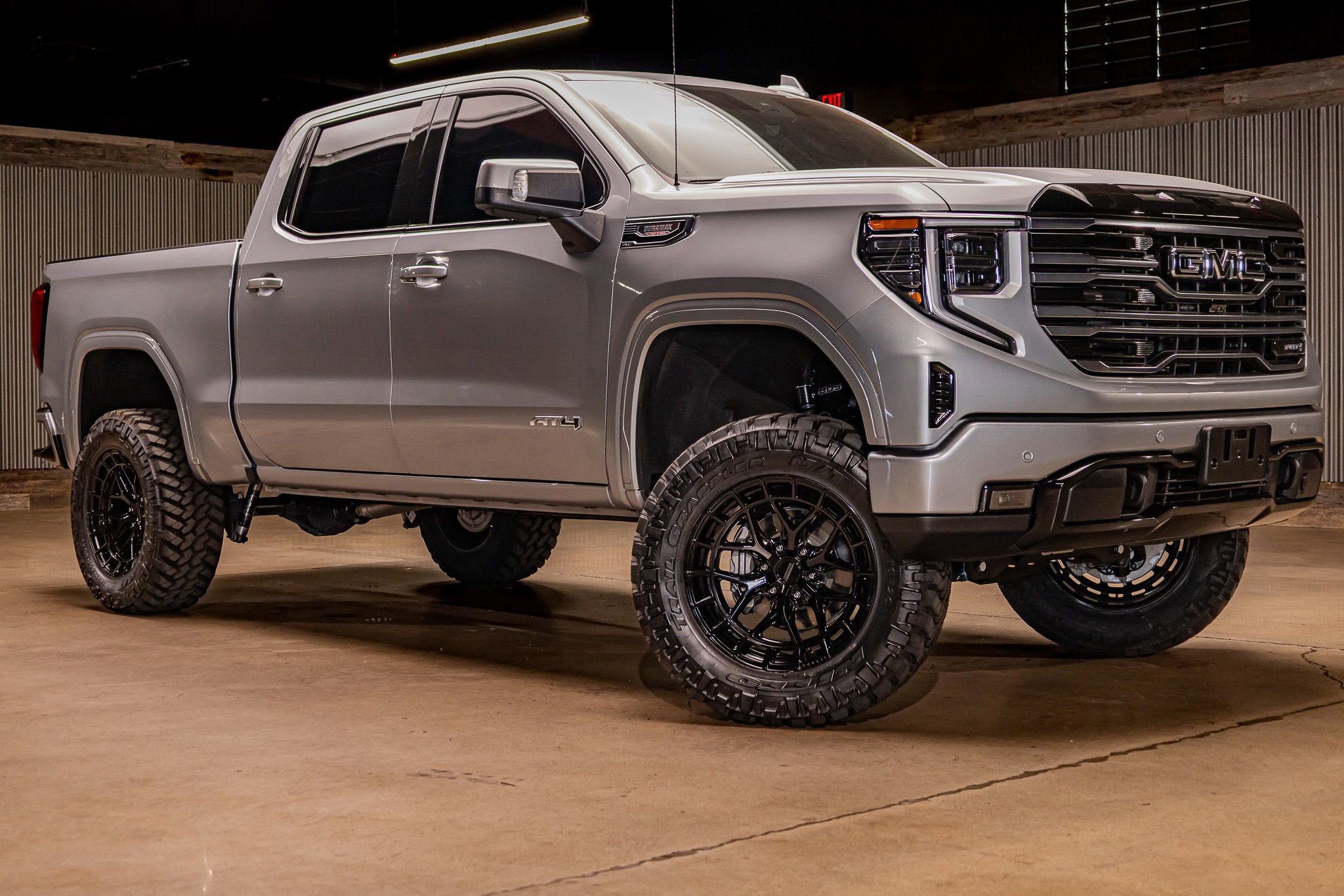 Used 2025 GMC Sierra 1500 AT4 w/ Technology Package