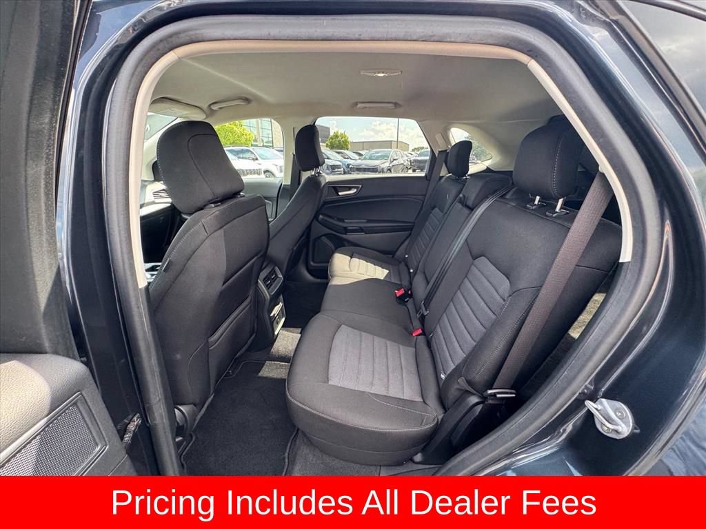 Used 2024 Ford Edge SE w/ Black Appearance Package AWD/4WD image 11
