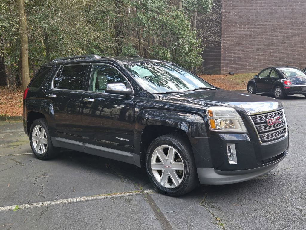 Used 2010 GMC Terrain SLT image 3