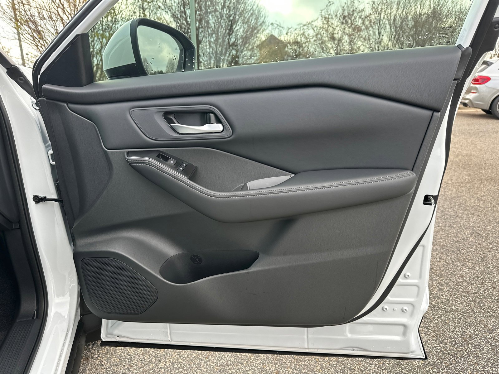 New 2026 Nissan Rogue SV image 14