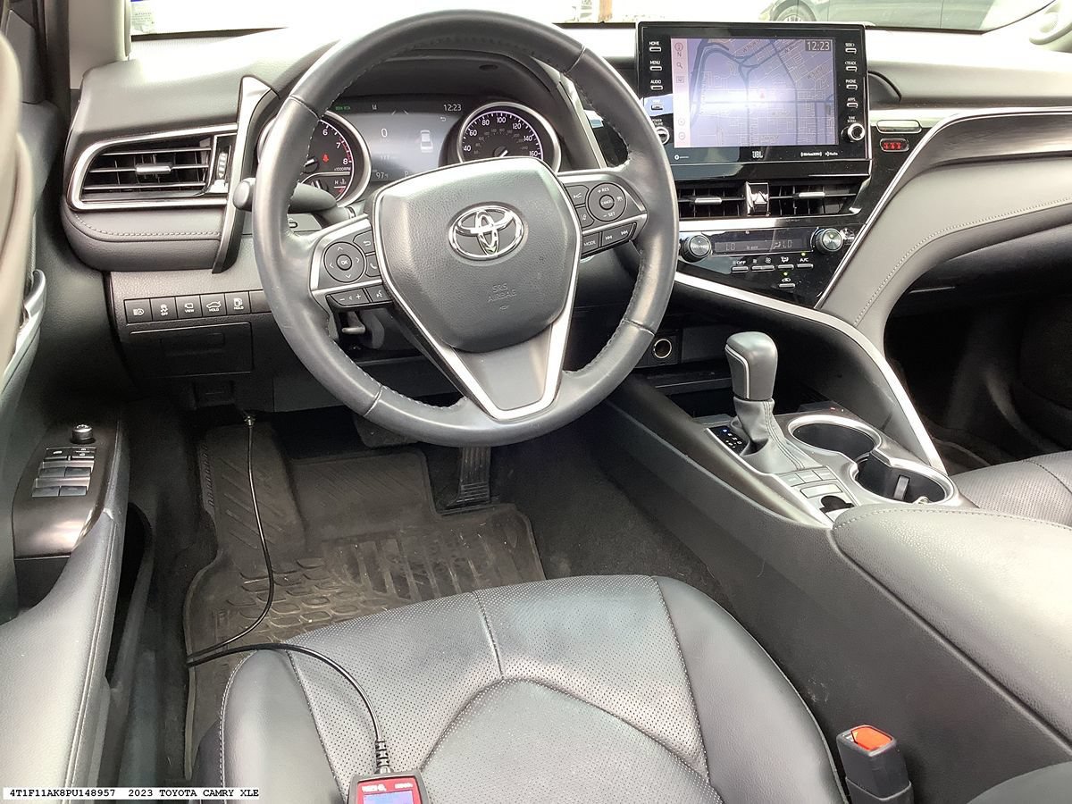 Used 2023 Toyota Camry XLE w/ Navigation Package FWD image 9