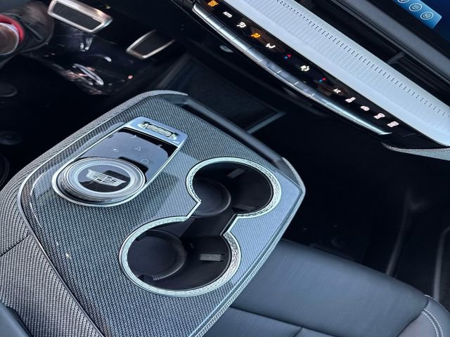 New 2025 Cadillac Optiq Sport 2 image 21