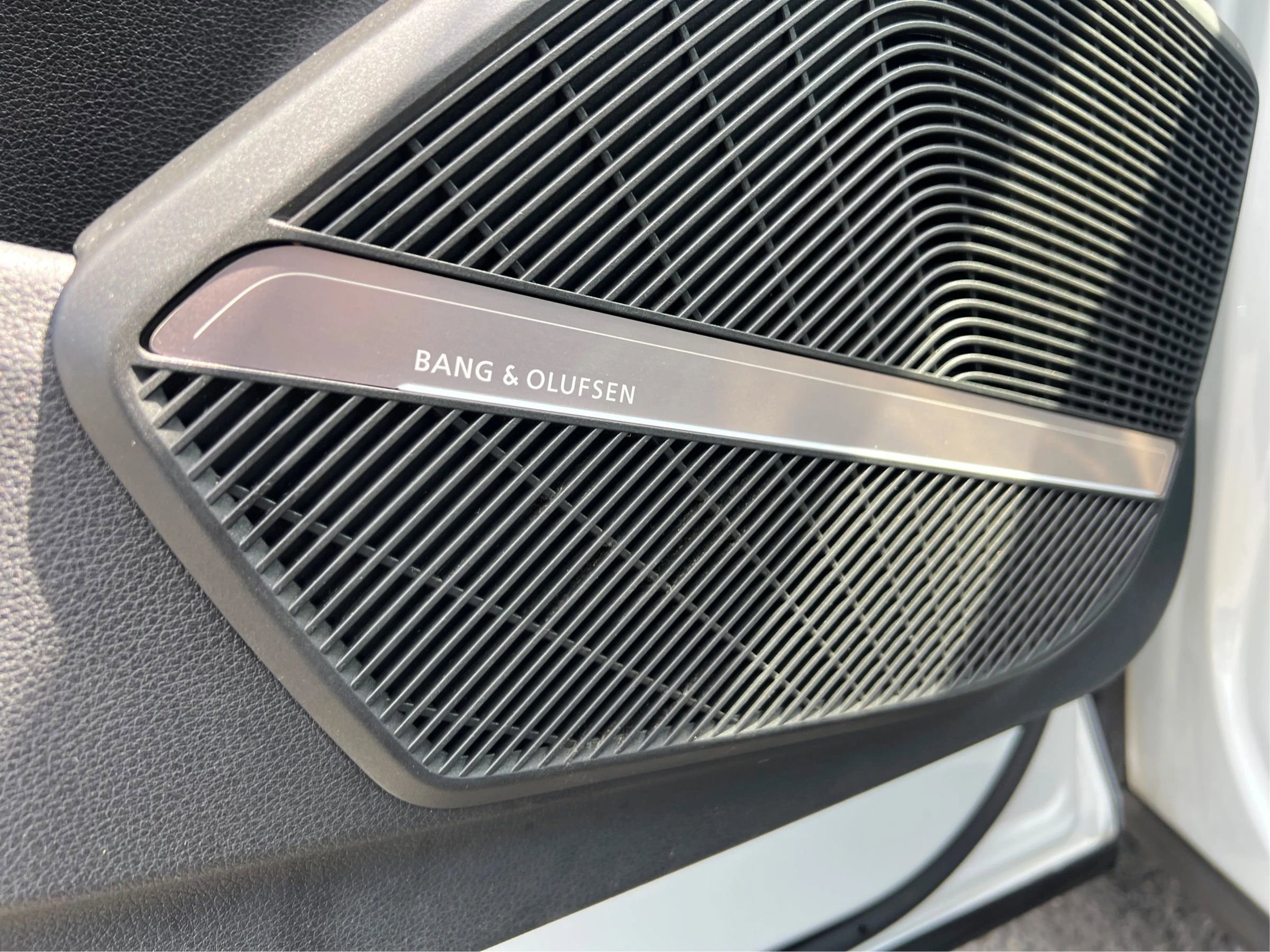 Used 2020 Audi SQ5 Premium Plus w/ Premium Plus Package image 31