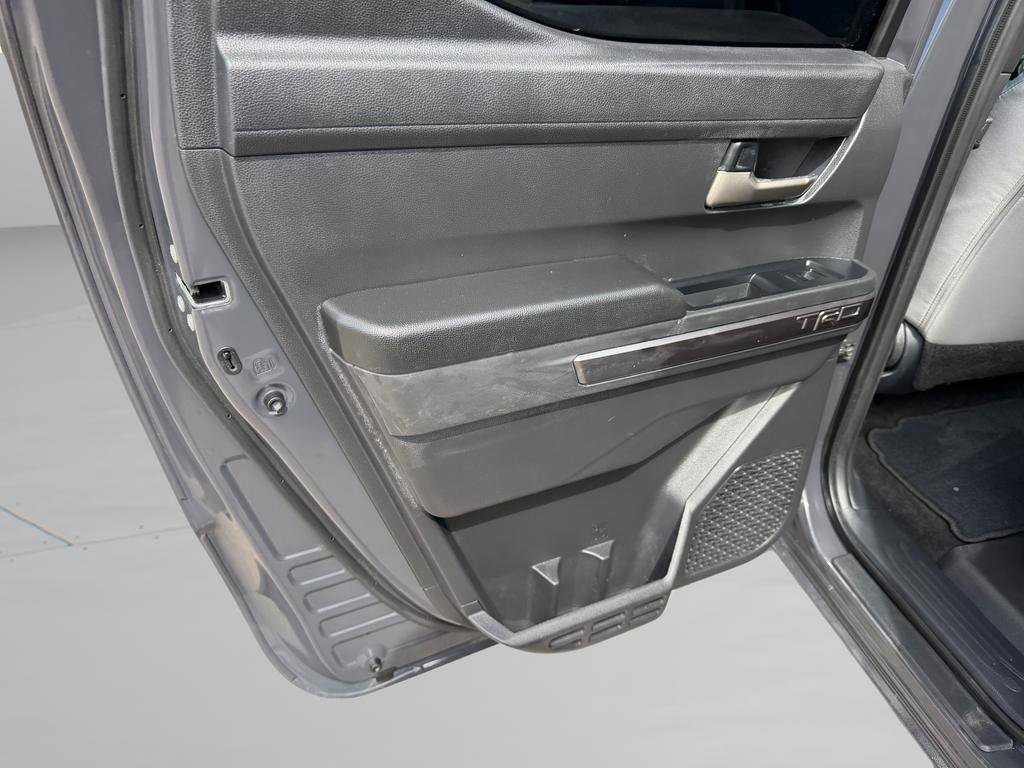 Used 2025 Toyota Tacoma TRD Off-Road image 15