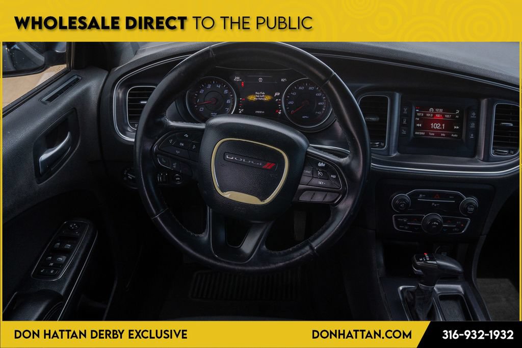 Used 2015 Dodge Charger SE w/ Popular Equipment Group RWD image 5