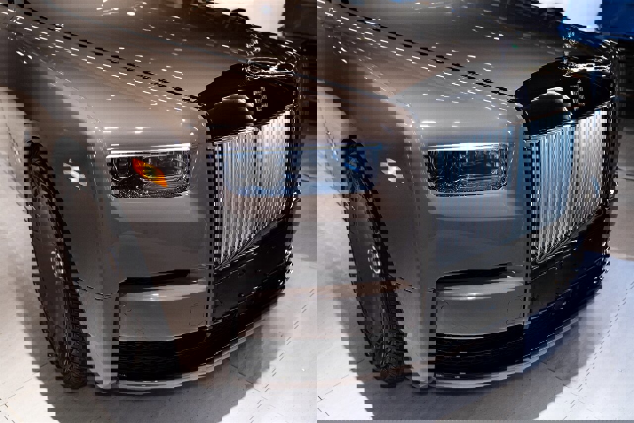 Used 2026 Rolls-Royce Phantom Sedan image 36