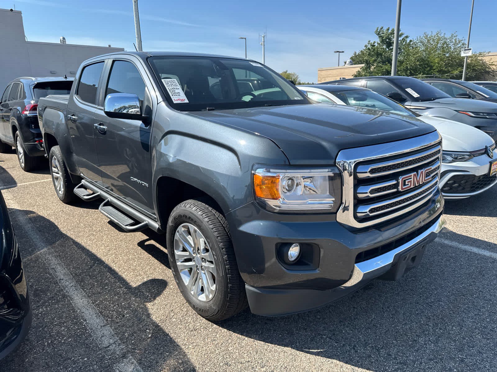 Used 2015 GMC Canyon SLT AWD/4WD image 2