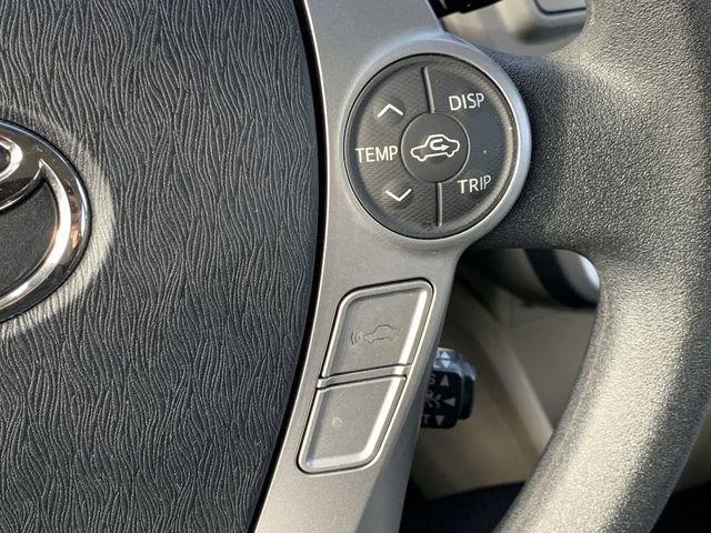 Used 2012 Toyota Prius V Five image 29